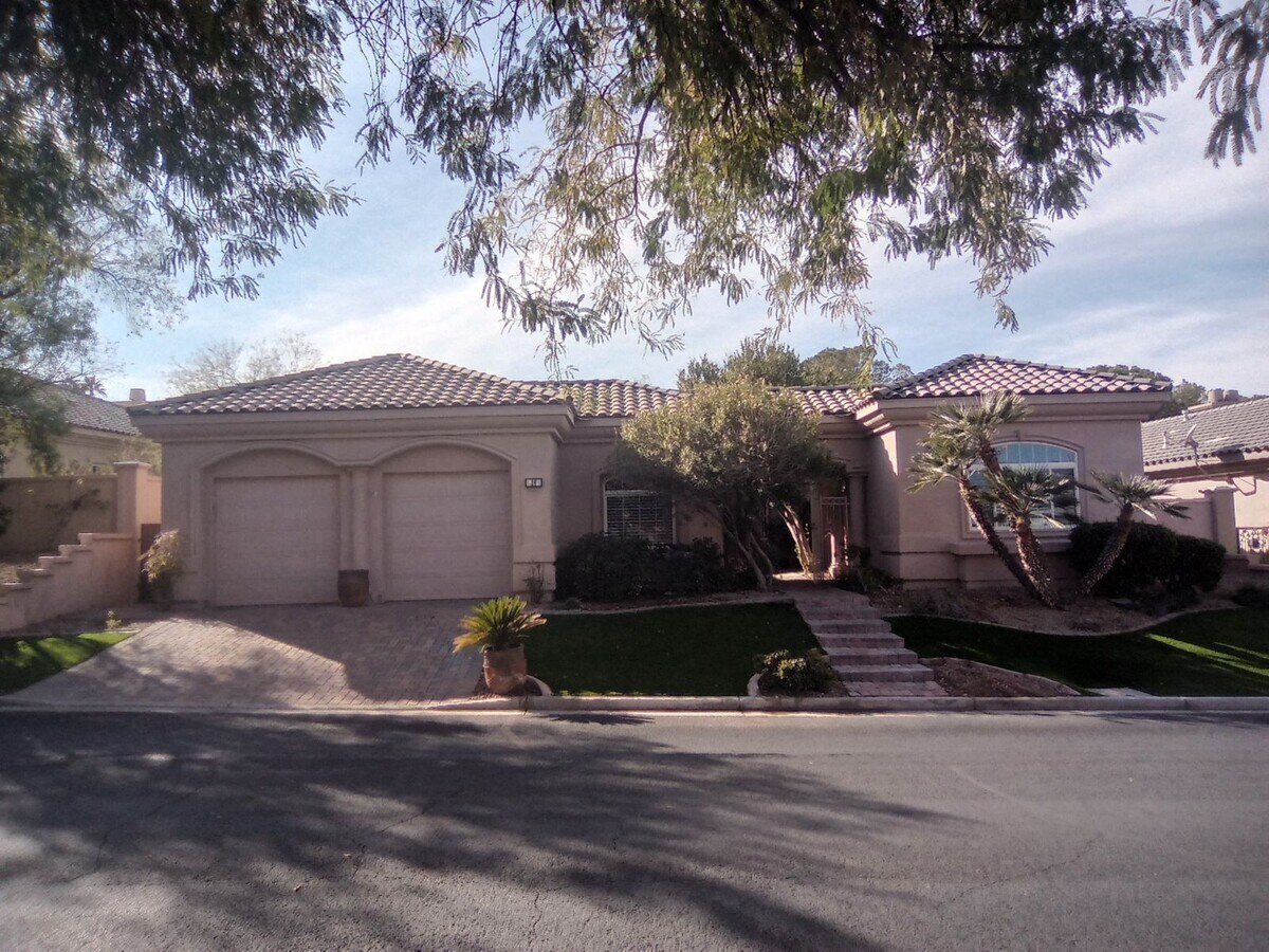 Photo - 26 Caminito Amore Dr House