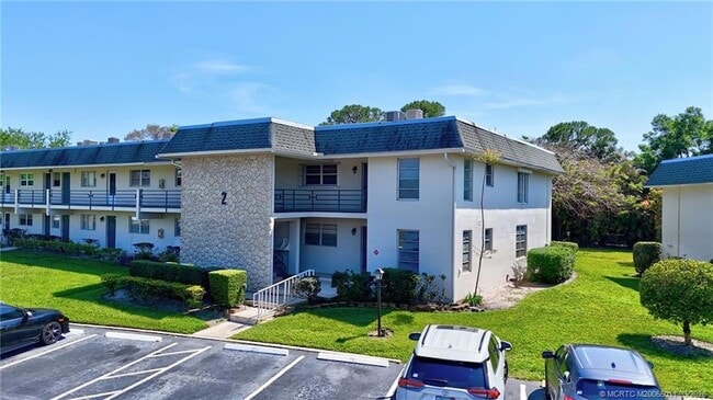 Building Photo - 1900 S Kanner Hwy Unit 108