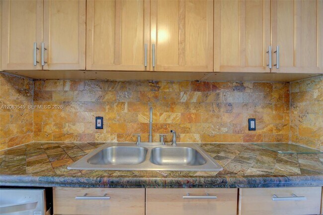 Photo - 2350 NE 135th St Unit 1503