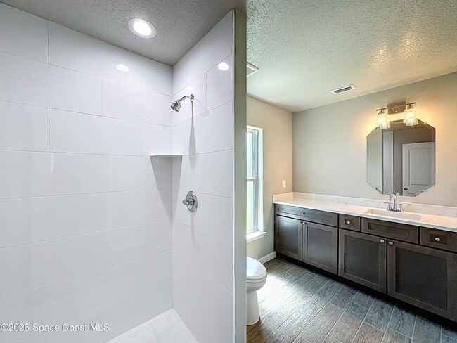 Photo - 1101 San Filippo Dr SE