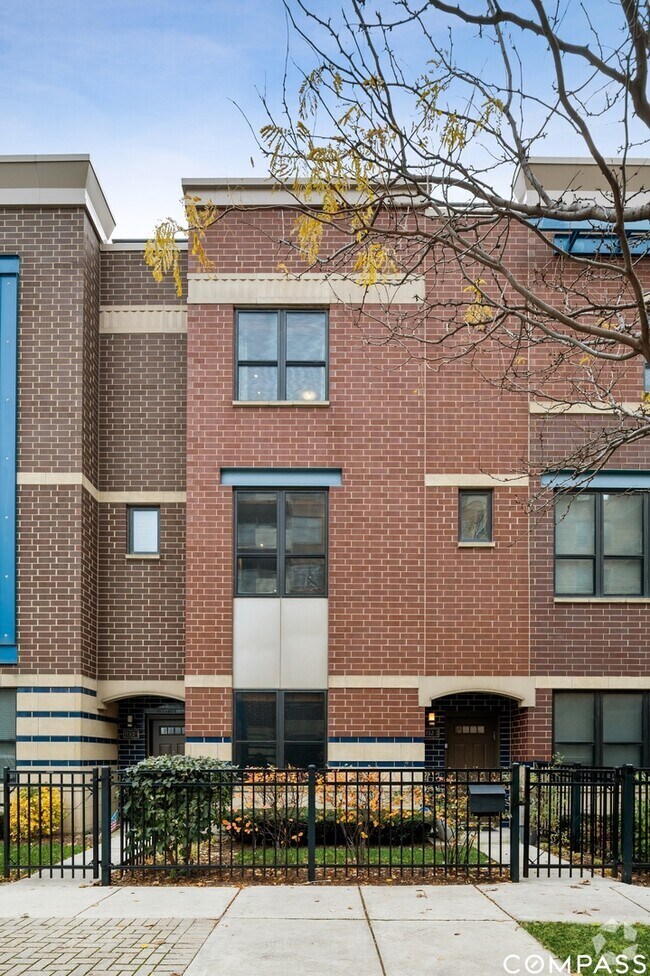 Building Photo - 1152 N Cleveland Ave Unit 2 Rental