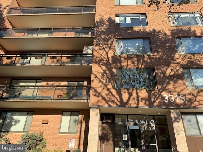 Photo - 3315 Wisconsin Ave NW Unit B1