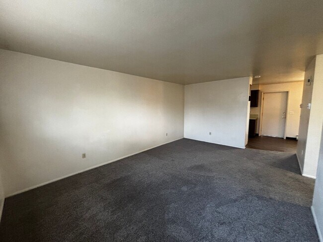 Photo - 1156-1156 McKinley Ave Unit 1150 McKinley Ave