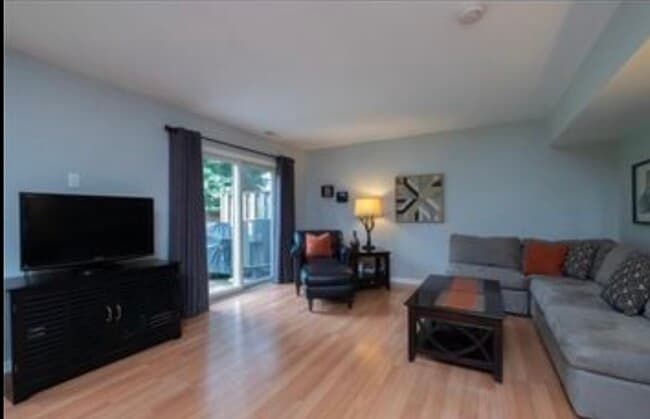 Photo - 705 Lake Ave Unidad 64