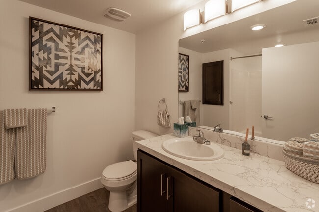 Balboa 2BR, 2BA - 1060 SF