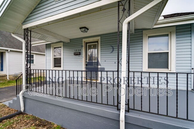 Building Photo - 1238 Colwick Dr