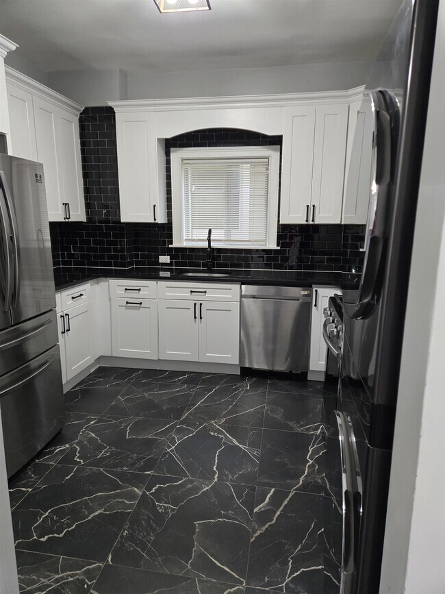 Photo - 540 61st St Unit 1