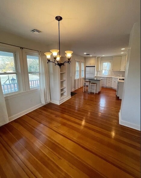 Photo - 230 County Rd