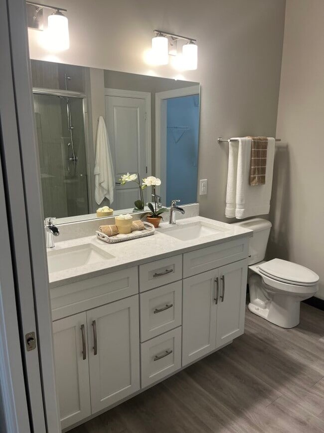 Photo - The Oasis at Hartman Lakes