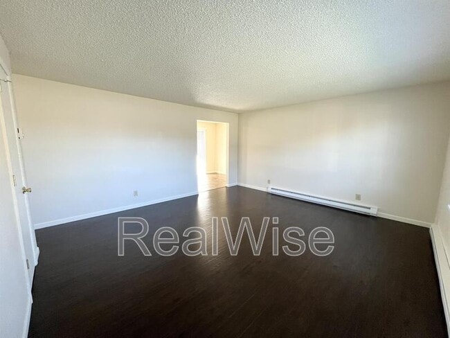 Photo - 213 NW 7th St