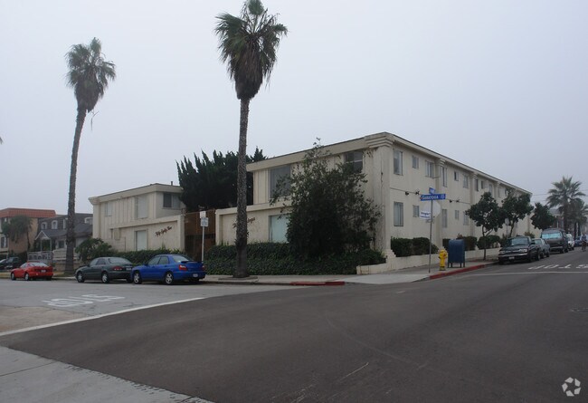 5085 Saratoga Ave - 5085 Saratoga Ave