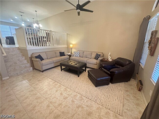 11901 Izarra Way