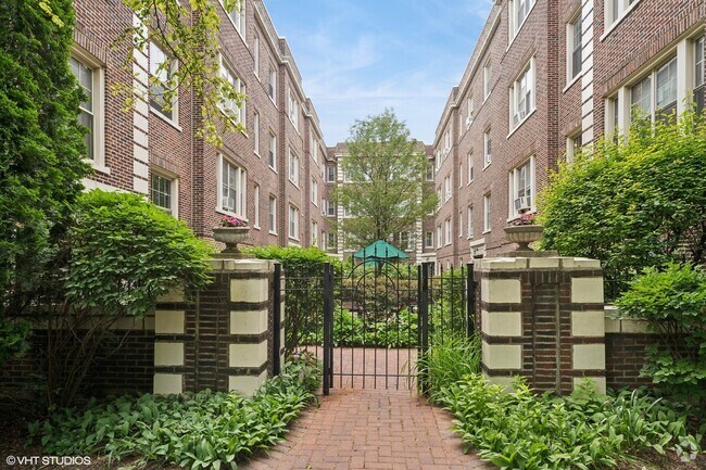 Building Photo - 445 N Lombard Ave Unit 3 Rental