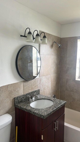 Photo - 1401 N J St Unidad A