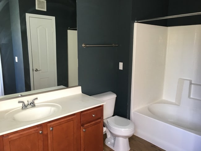 Photo - 932 Southmoor Dr Unidad 208