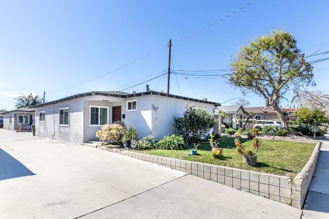 Building Photo - 2222 248th St Unit 2228-1/2