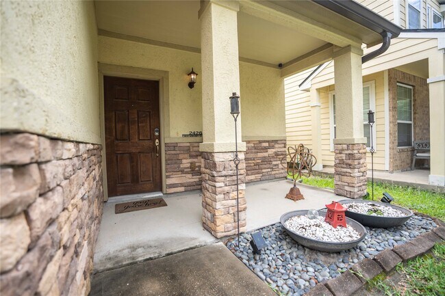 Photo - 2426 Chuckberry St