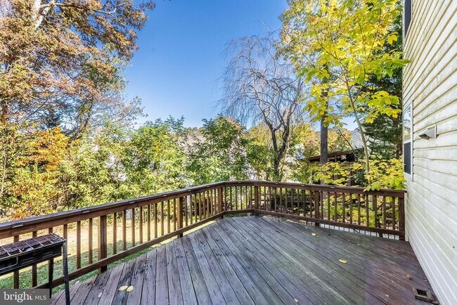 Photo - 47118 Garrett Pl