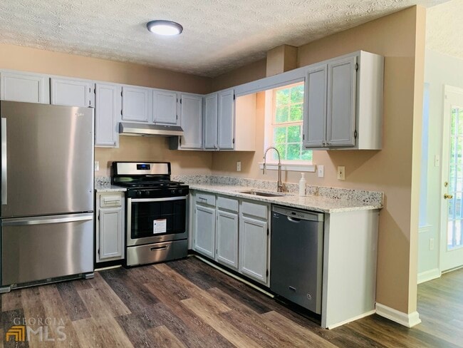 Photo - 30 Standing Rock Rd