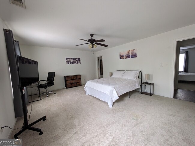856 Joseph Club Dr