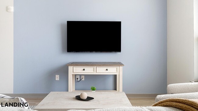 Photo - 1801 Meridian St Unidad 915