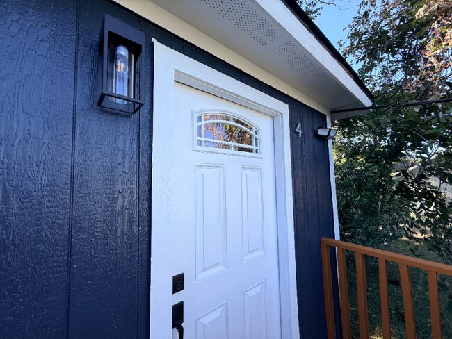 Photo - 2209 Gano St Unidad 4