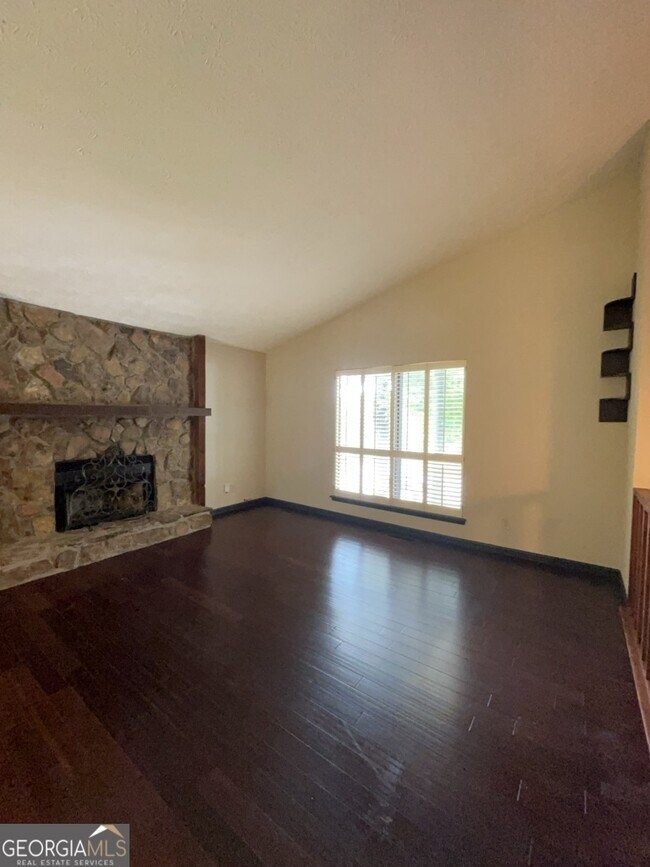Photo - 1265 Herrington Rd