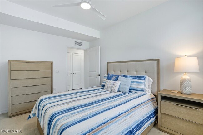 Photo - 5667 Melbourne Ct Unidad 7812