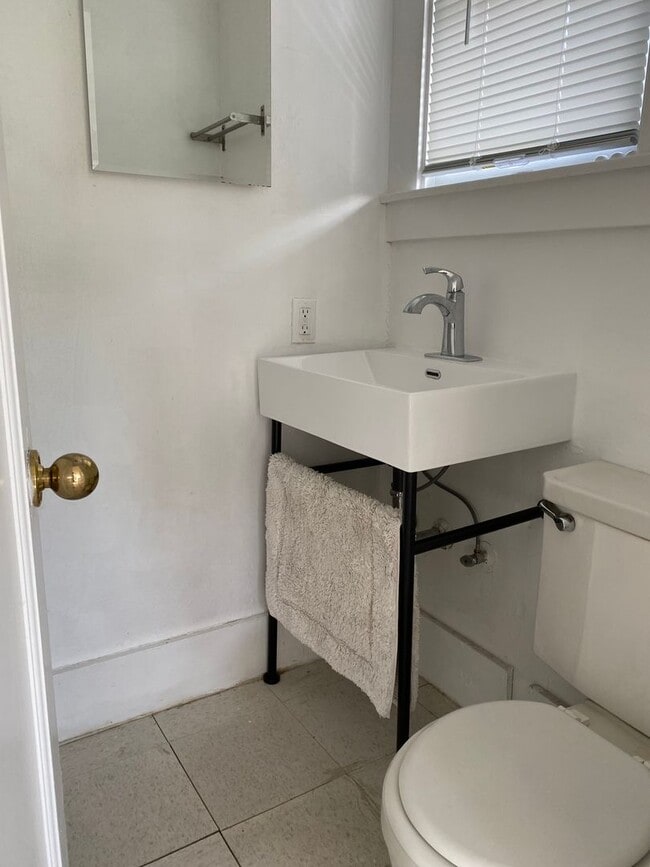 Photo - 800 B St Unit 7 Spring Street