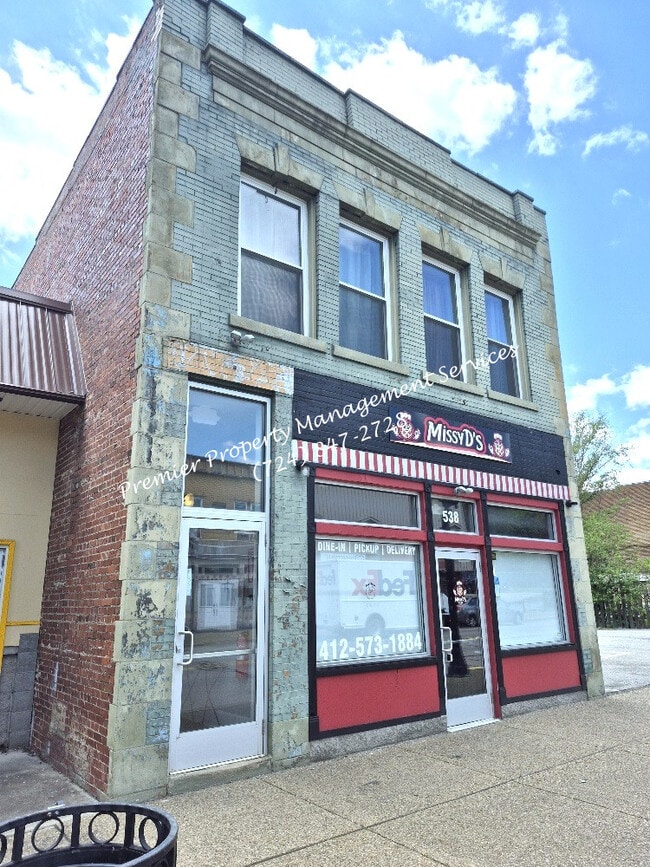 Building Photo - 538 Midland Ave Unit #1st Floor - Commercial