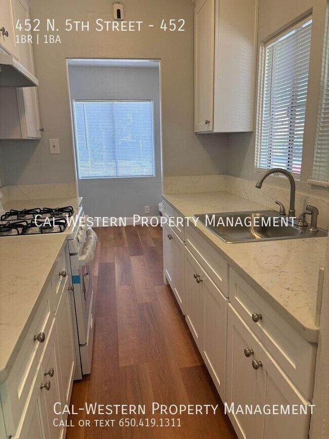 Photo - 452 N 5th St Unidad 452