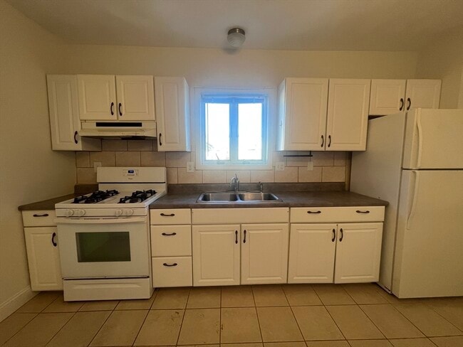 Photo - 6 Skehan St Unit 3