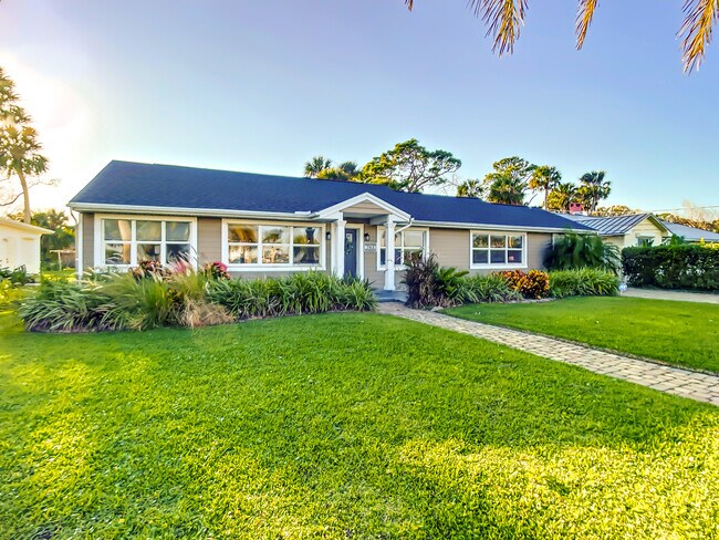Photo - 762 S Beach St