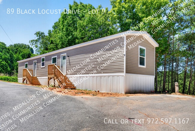 Photo - 89 Black Locust Dr