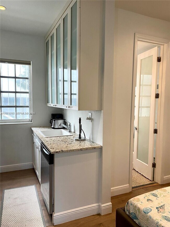 Photo - 439 15th St Unit 12