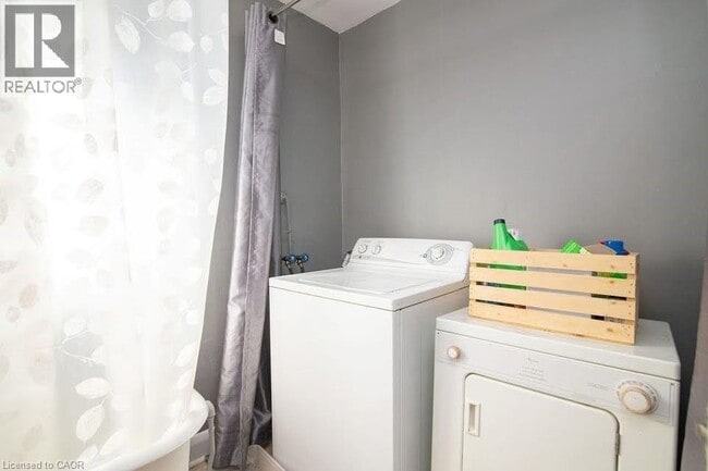 Photo - 245 E 22nd St
