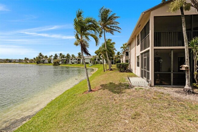 800 Independence Dr