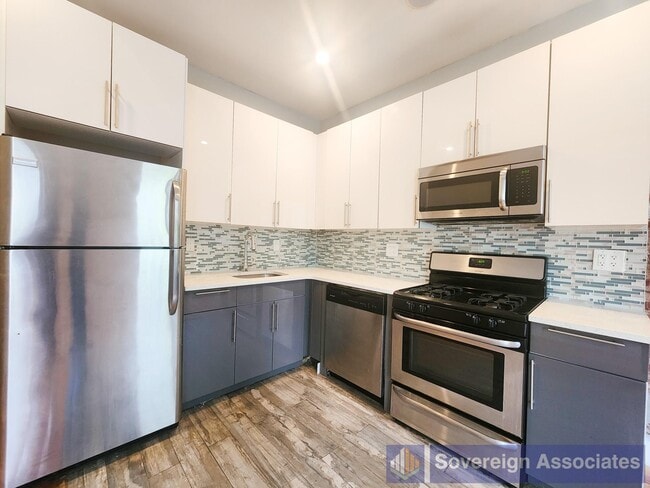 Photo - 4230 Broadway Unit 1B