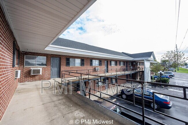 Photo - 7046 E US Hwy 36 Unit Apt 7