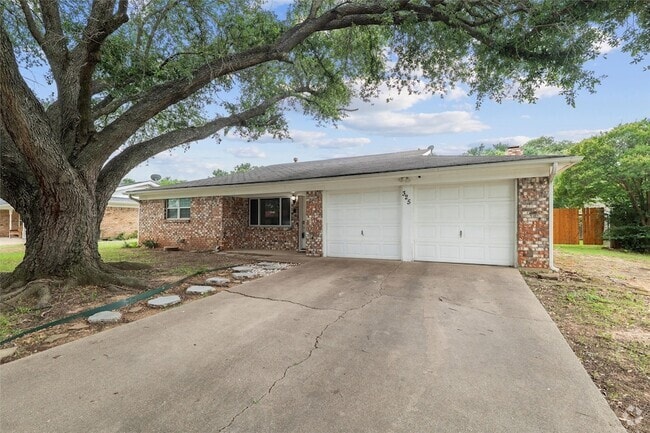 Building Photo - 325 Belmont Dr Rental
