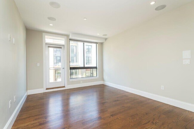 Photo - 339 D St Unit 5