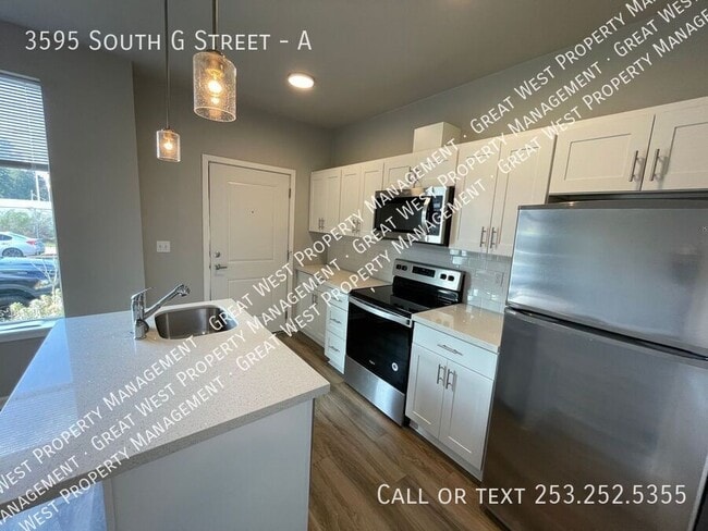 Photo - 3595 S G St Unit A