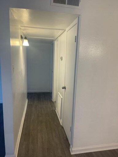 Hallway - 2002 N Wayside Dr