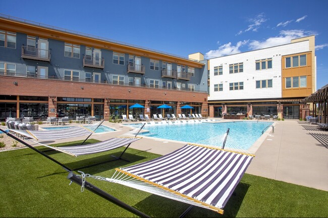 Photo - Alas Over Lowry