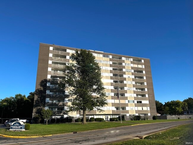 Building Photo - 1100 Erie Ave Unit 509