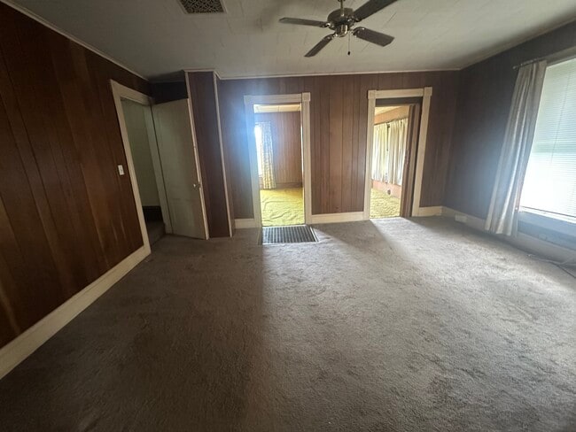 Photo - 305 N Lehigh Ave