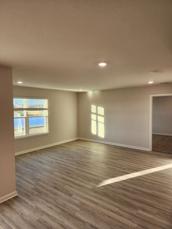 Photo - 6541 Slabinski Ln