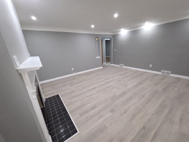 Photo - 4493 Telhurst Rd