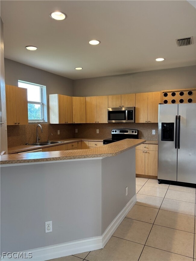 Photo - 2902 Colin Ave S