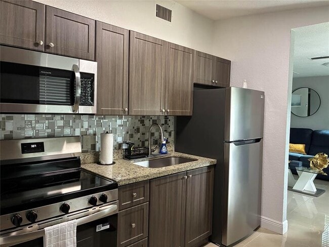Photo - 1558 NW 5th Ave